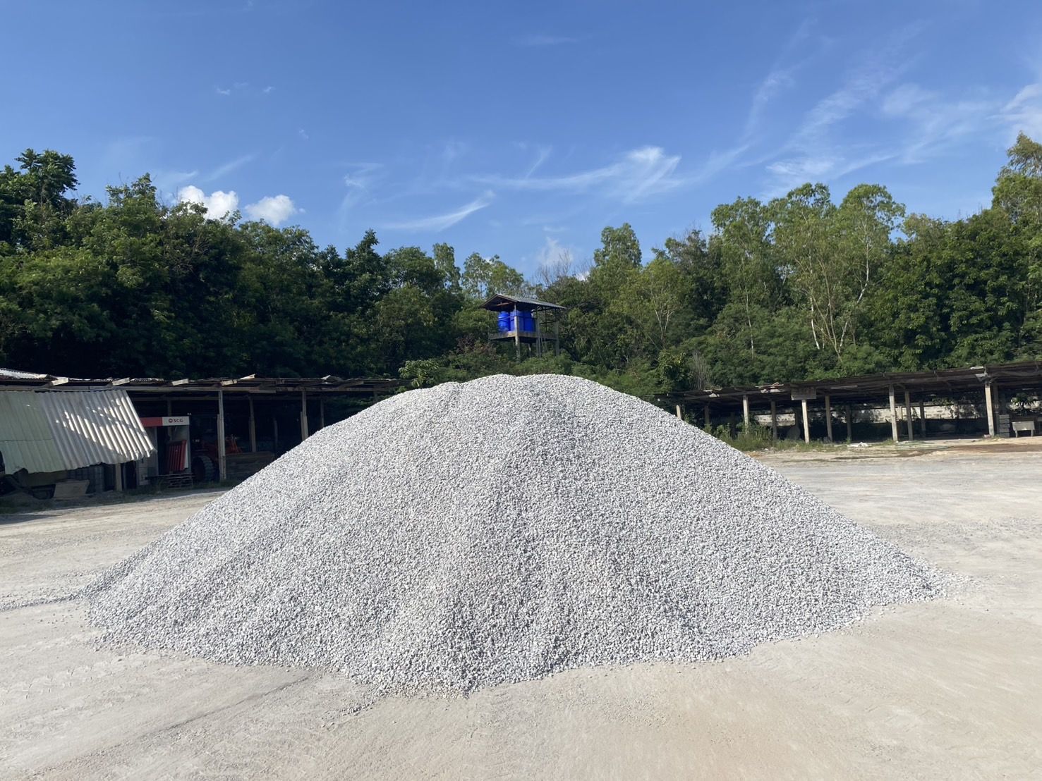 หิน 3/4 (หิน 1 คิว = 1.5 ตัน)