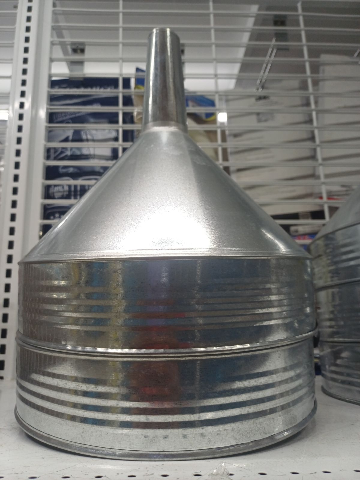 กรวยรองน้ำฝน 1 1/2"