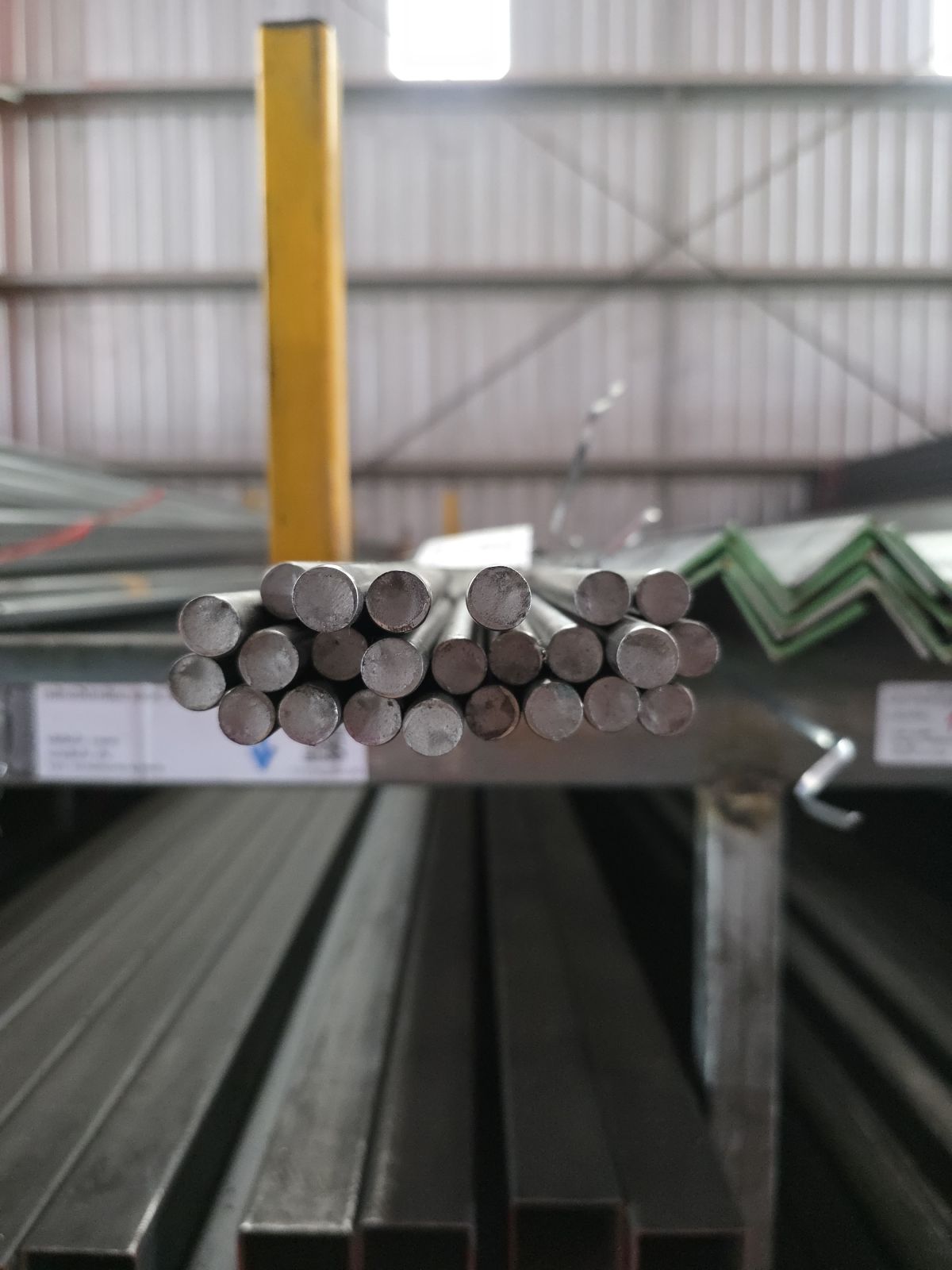 เหล็กเพลากลมขาว 1/2" (6.00Kg)