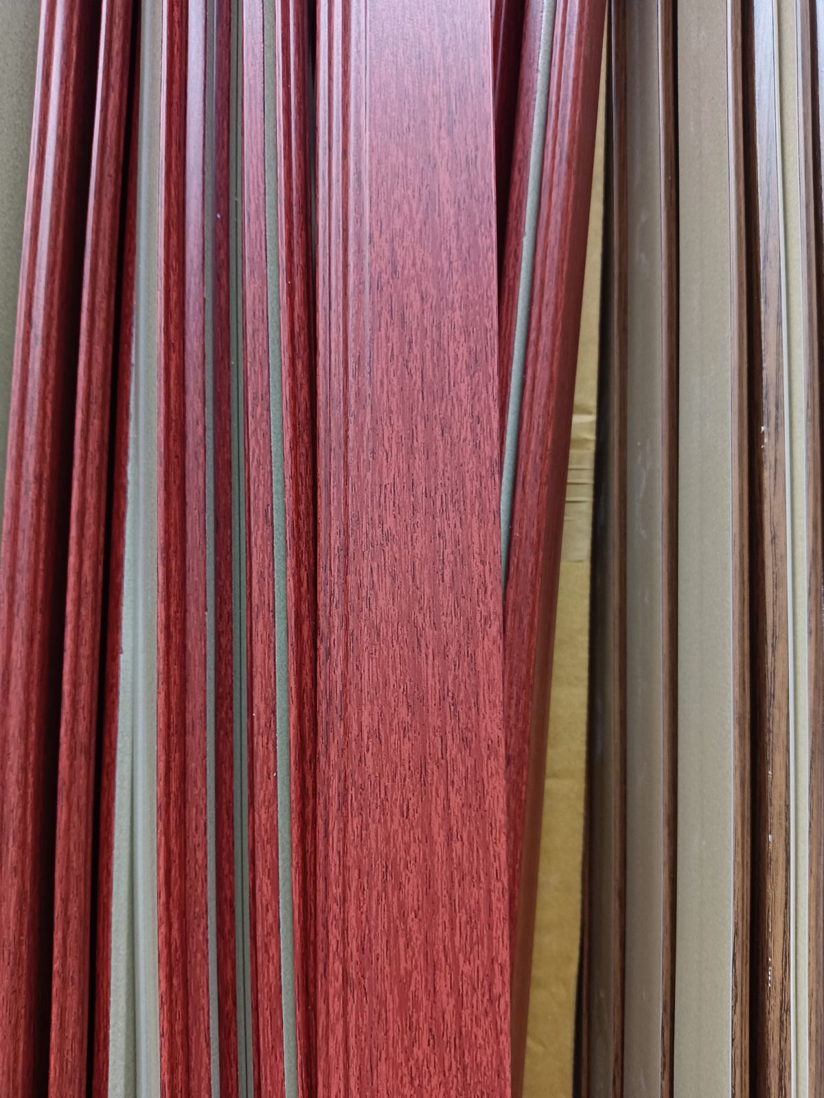 ไม้มอบ PH Wood ลายไม้แดง PH511-4