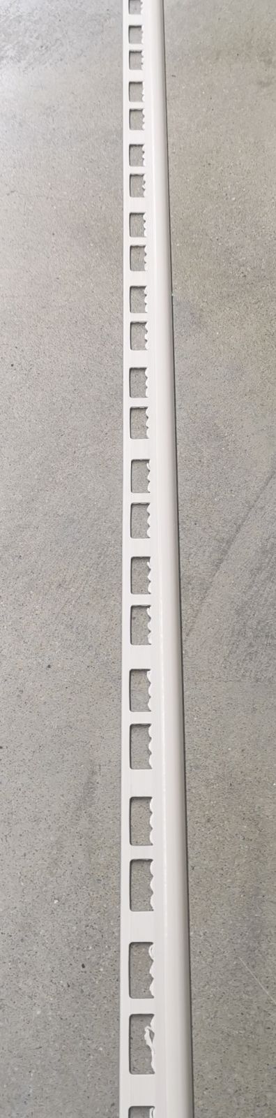 คิ้วกระเบื้อง PVC เคลือบเงา #05-4 สีโอวัลติน BERRY