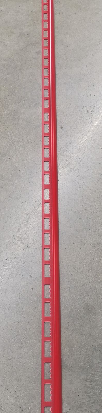 คิ้วกระเบื้อง PVC เคลือบเงา #05-7 สีแดง BERRY