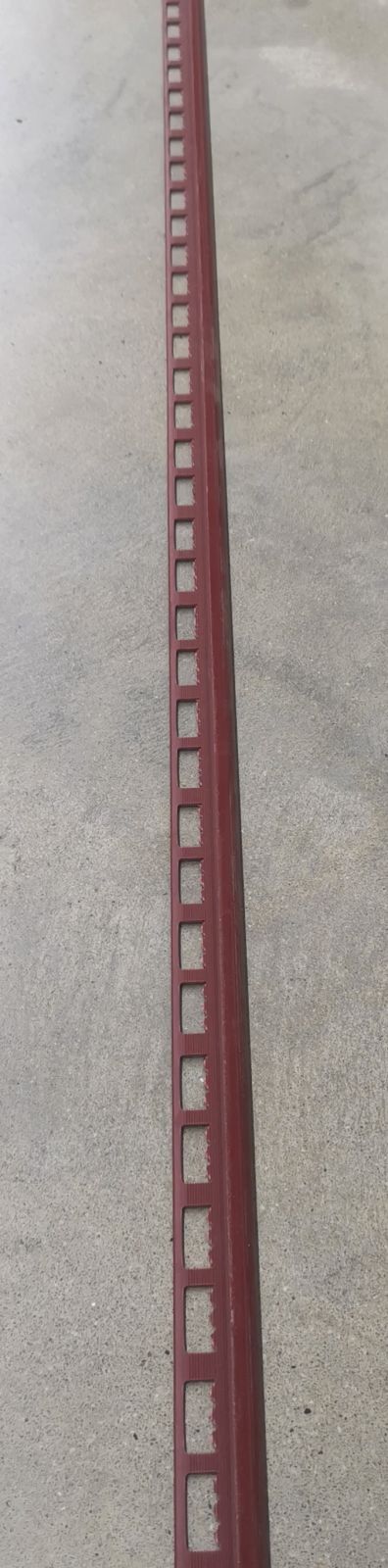 คิ้วกระเบื้อง PVC เคลือบเงา #05-10 สีโอ๊คแดง BERRY