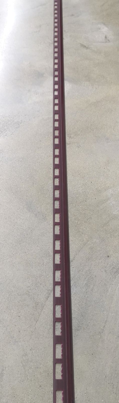 คิ้วกระเบื้อง PVC เคลือบเงา #05-11 สีประดู่ BERRY