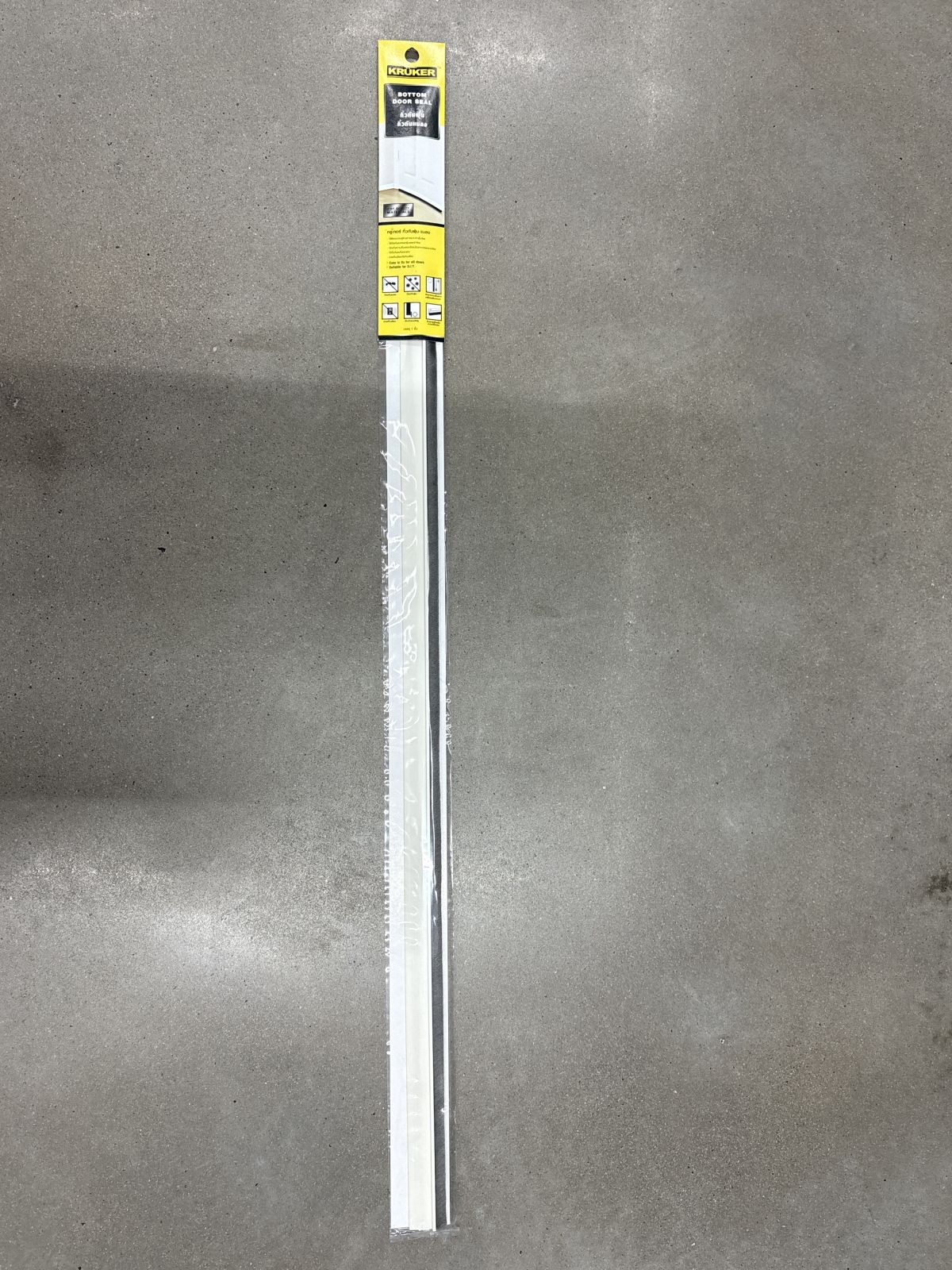 คิ้วกันแมลง สีขาว 100 ซม. KRUKER  KK5739