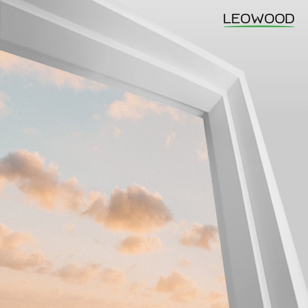 วงกบประตู ไม้สังเคราะห์ LEOWOOD รุ่น D2Z338U ขนาด 80*200 ซม. สีขาว (ภายนอก)