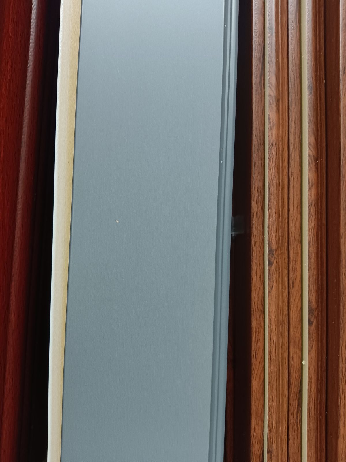 ไม้บัวล่าง PH Wood สีเกรย์1 801GR-1