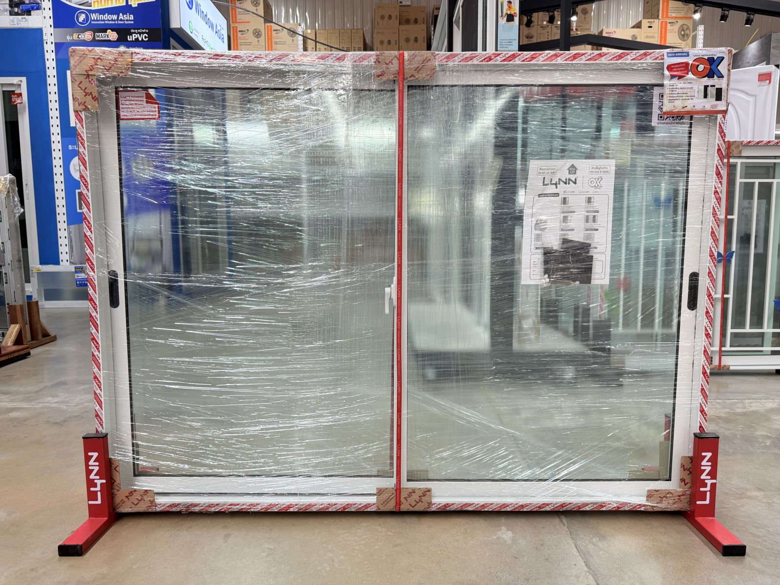 หน้าต่าง อลูมิเนียม 2 ช่อง Lynn บานเลื่อนสลับ OK (150*110 cm) LP-OKX-W07-00 สีขาว