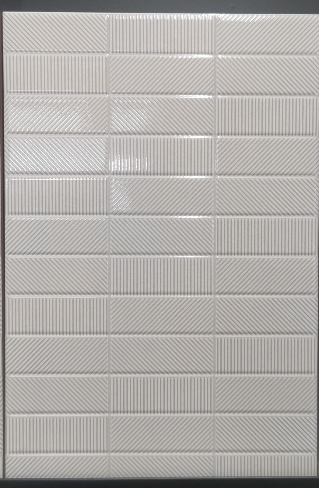 กระเบื้องเซรามิค 8*12 บริคก้า เทา (PM) COTTO