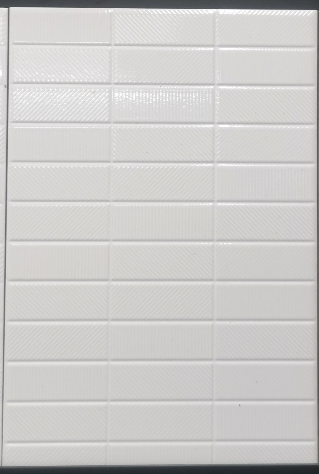 กระเบื้องเซรามิค 8*12 บริคก้า ขาว (PM) COTTO