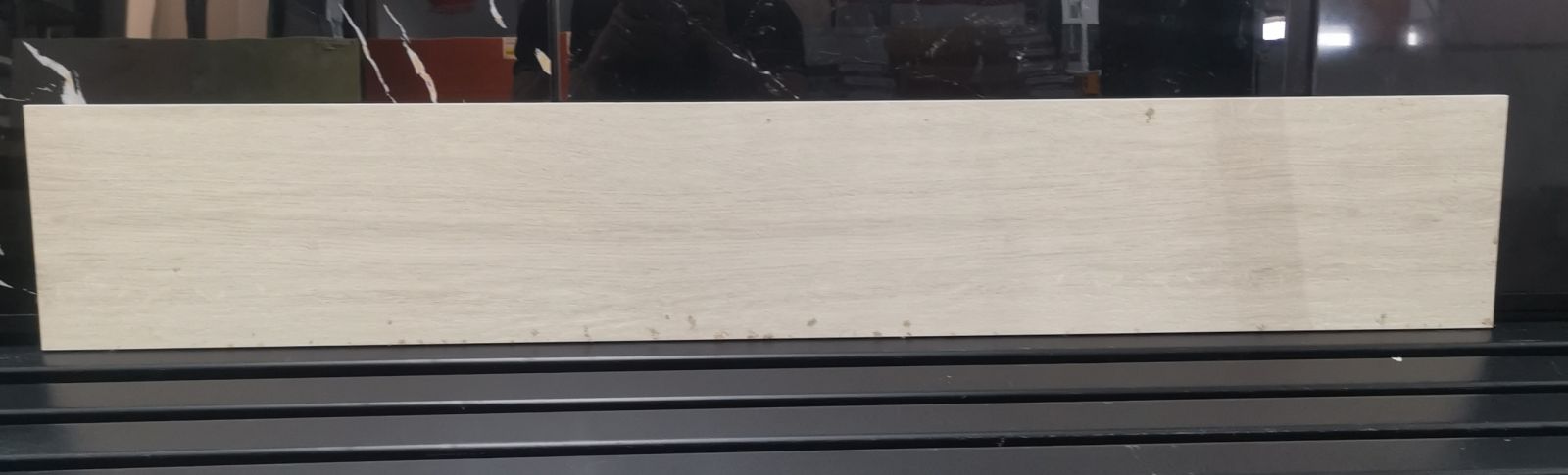 กระเบื้องเซรามิค 20*120 แม็กวู๊ด โบน MATT R/T (PM) COTTO