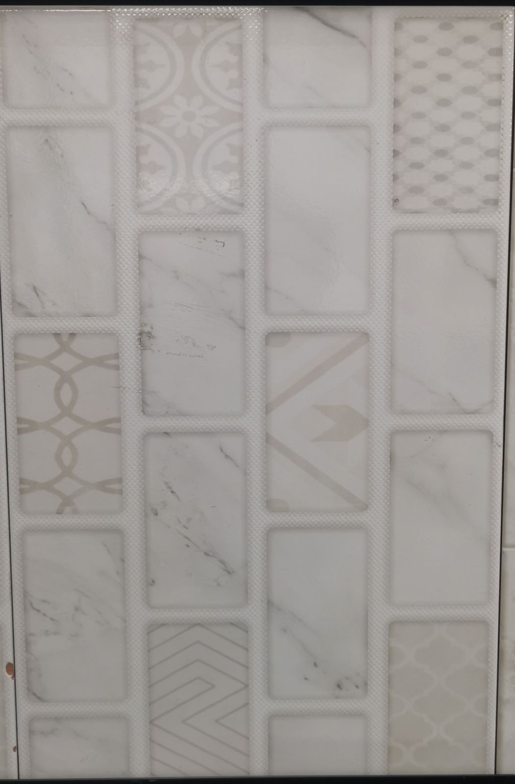 กระเบื้องเซรามิค 25*40 ชัยพันวษา (A) CHAIYO