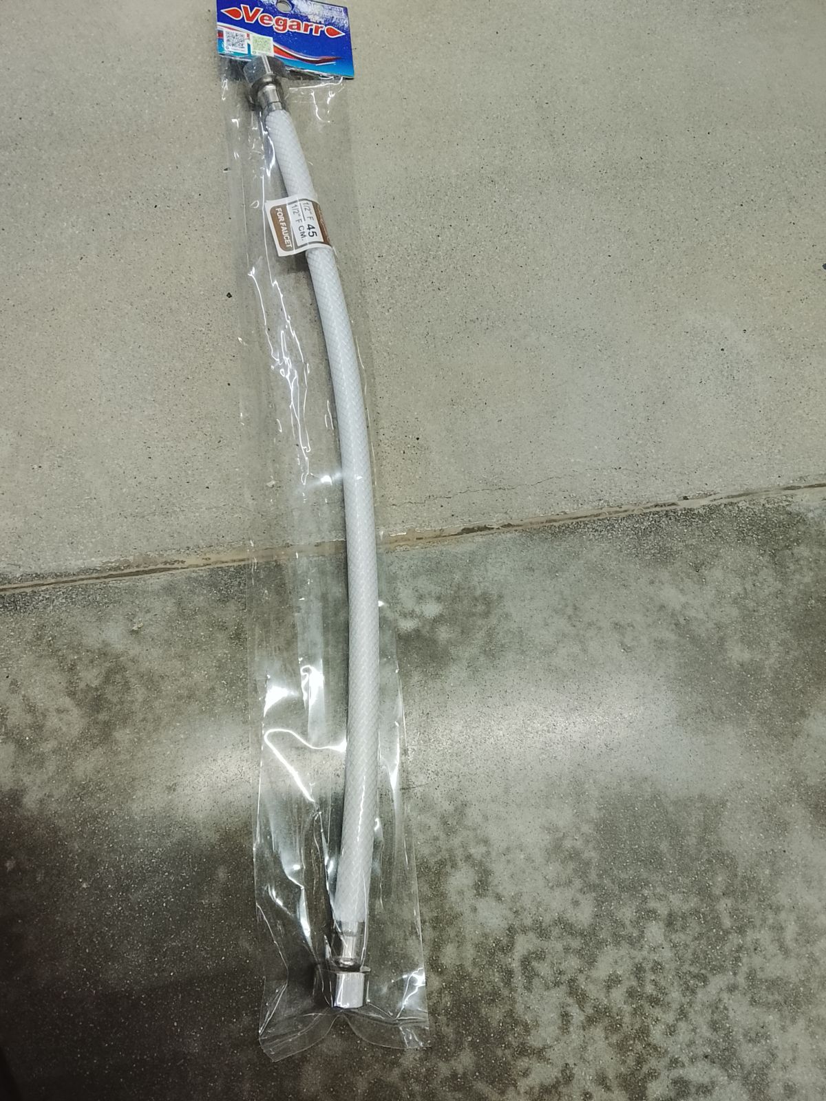 สายน้ำดีใยแก้ว วีก้า 18" V4018