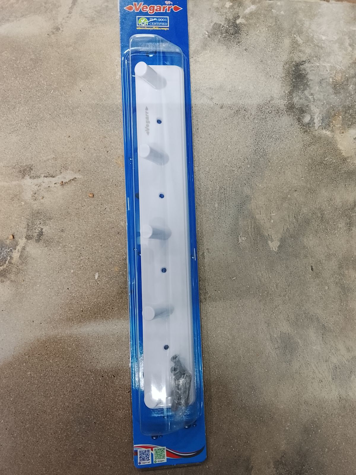 ขอแขวนพลาสติก วีก้า 321-5W  สีขาว