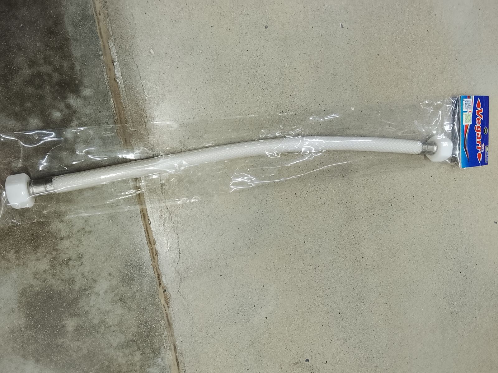 สายน้ำดี 16 นิ้ว วีก้า V3016