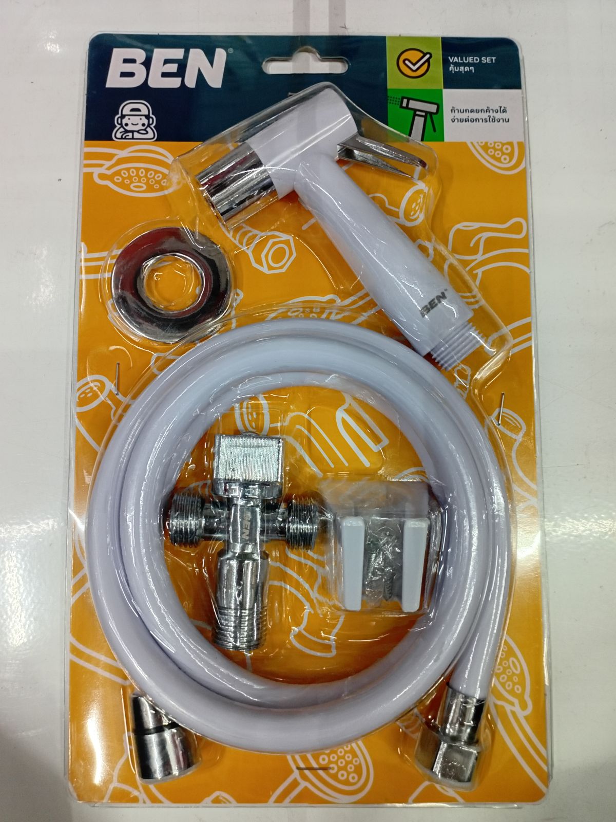 ชุดสายฉีดชำระชำระขาวพลาสติก ครบชุดพร้อมสาย/ขอแขวน BEN BN BENTEN7890