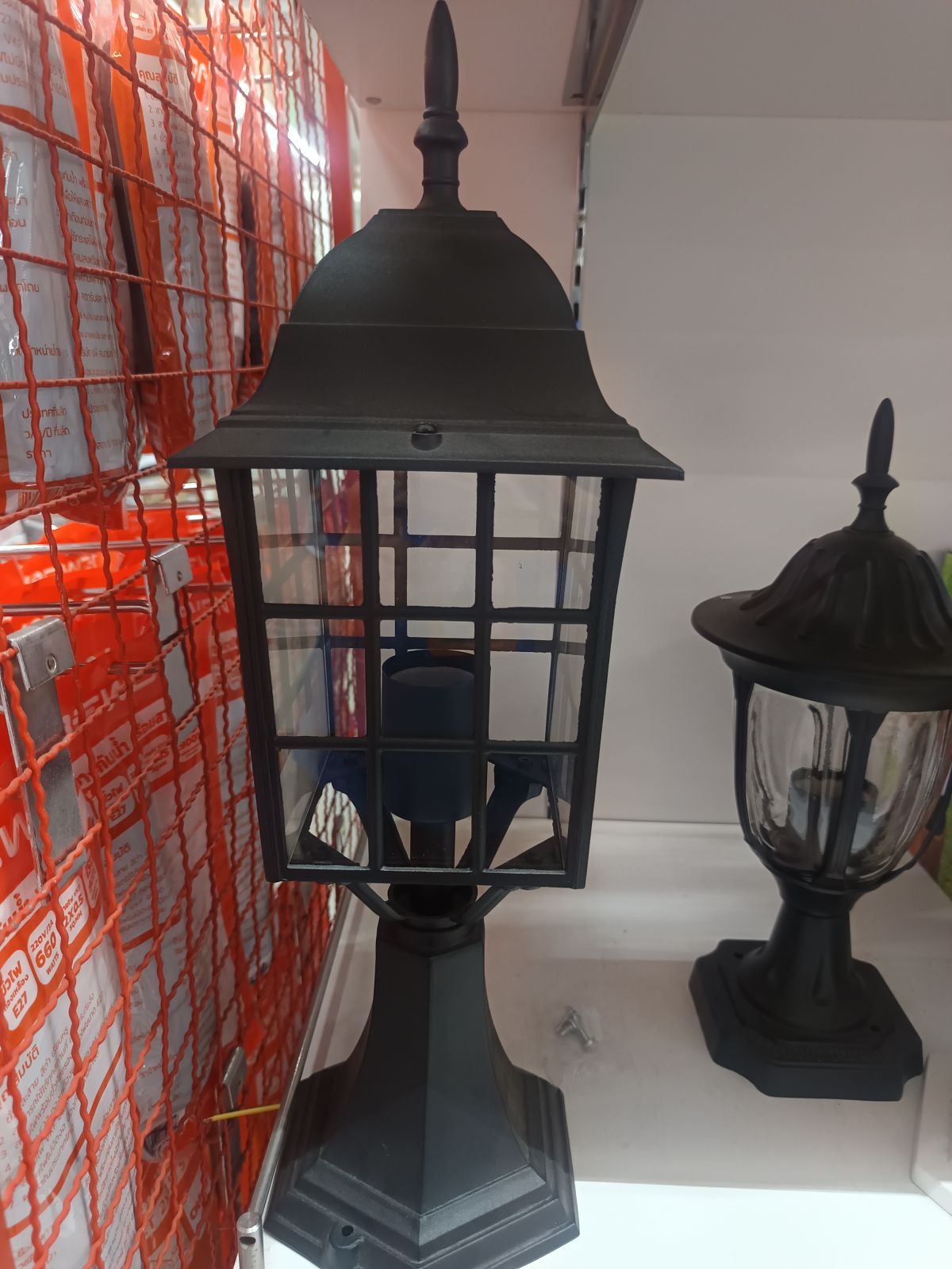 โคมไฟสนาม ทรงสี่เหลี่ยมกระจก สีดำ รุ่น SL-11-5024S/BK