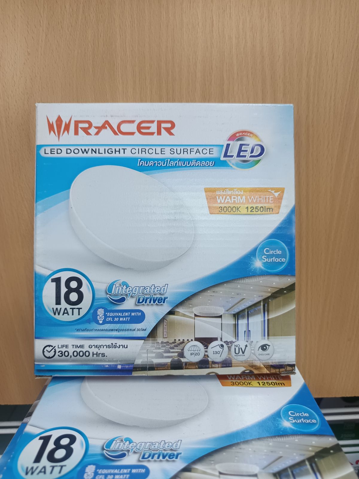 โคมดาวน์ไลท์แบบติดลอย LED RACER รุ่น circle surface 18W วอร์มไวท์ (สีขาว)