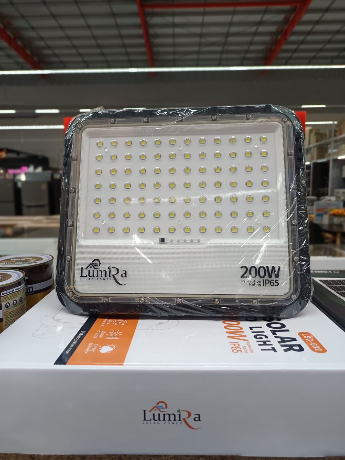 (S)ฟลัดไลท์โซล่าเซลล์ LED IP65 200W เดย์ไลท์ LUMIRA LSC-032  SO-000391