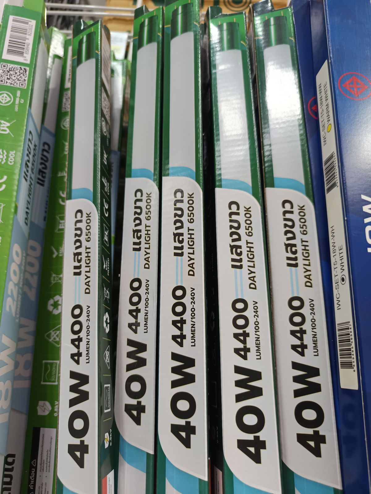 HIET หลอดนีออนขั้วเขียว LED T8 40W 4400LM รุ่น DUO ไฟเข้าทางเดียว+สองทาง เดย์ไลท์ HL-12-2205