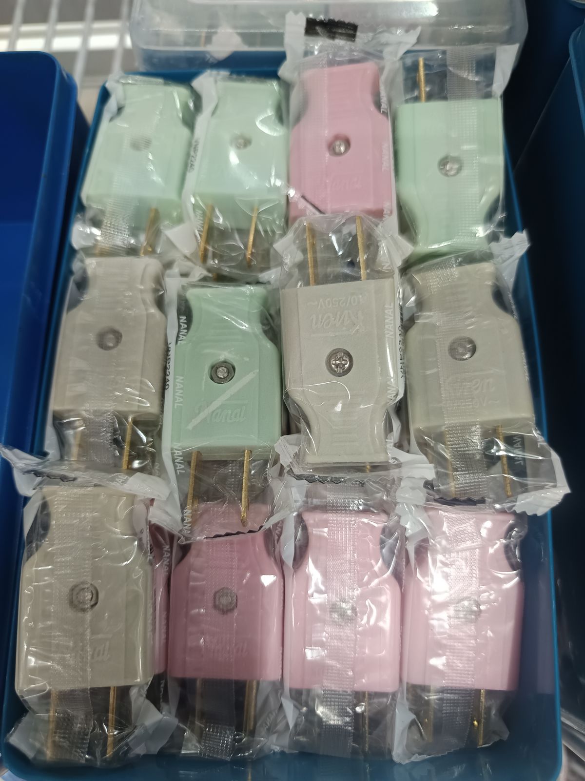 ปลั๊กตัวผู้ VENA/Zeberg/MUTSU/NANAL