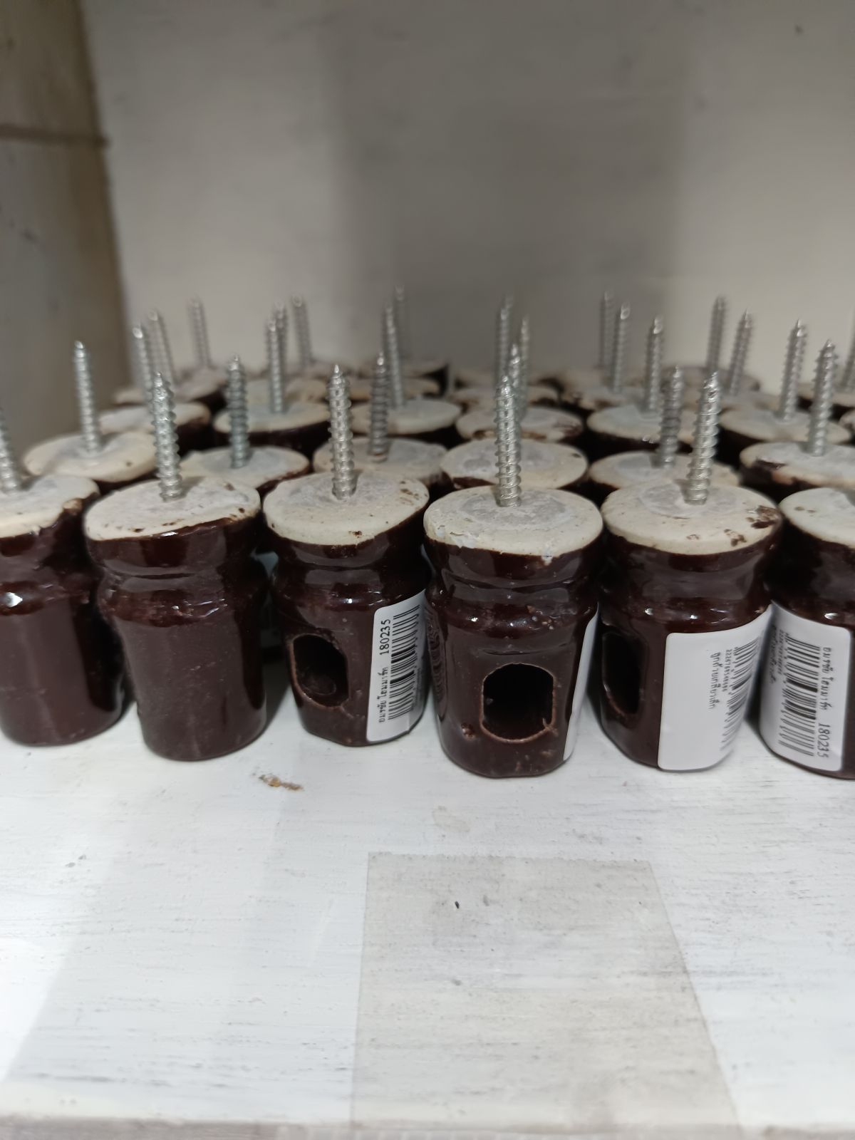 ลูกถ้วยเกลียวเล็ก