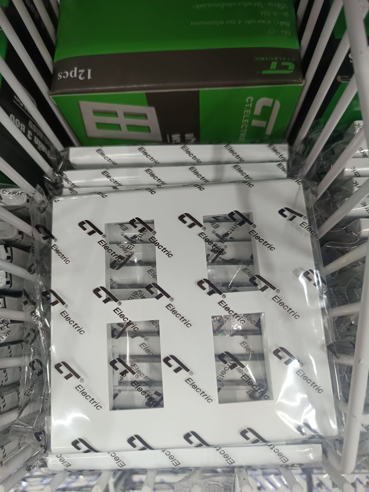 หน้ากาก CT Electric 4 ช่อง A-104