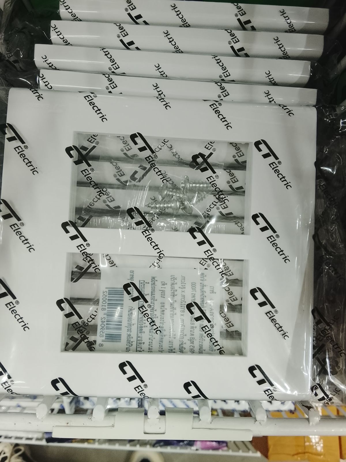 หน้ากาก CT Electric 6 ช่อง A-106