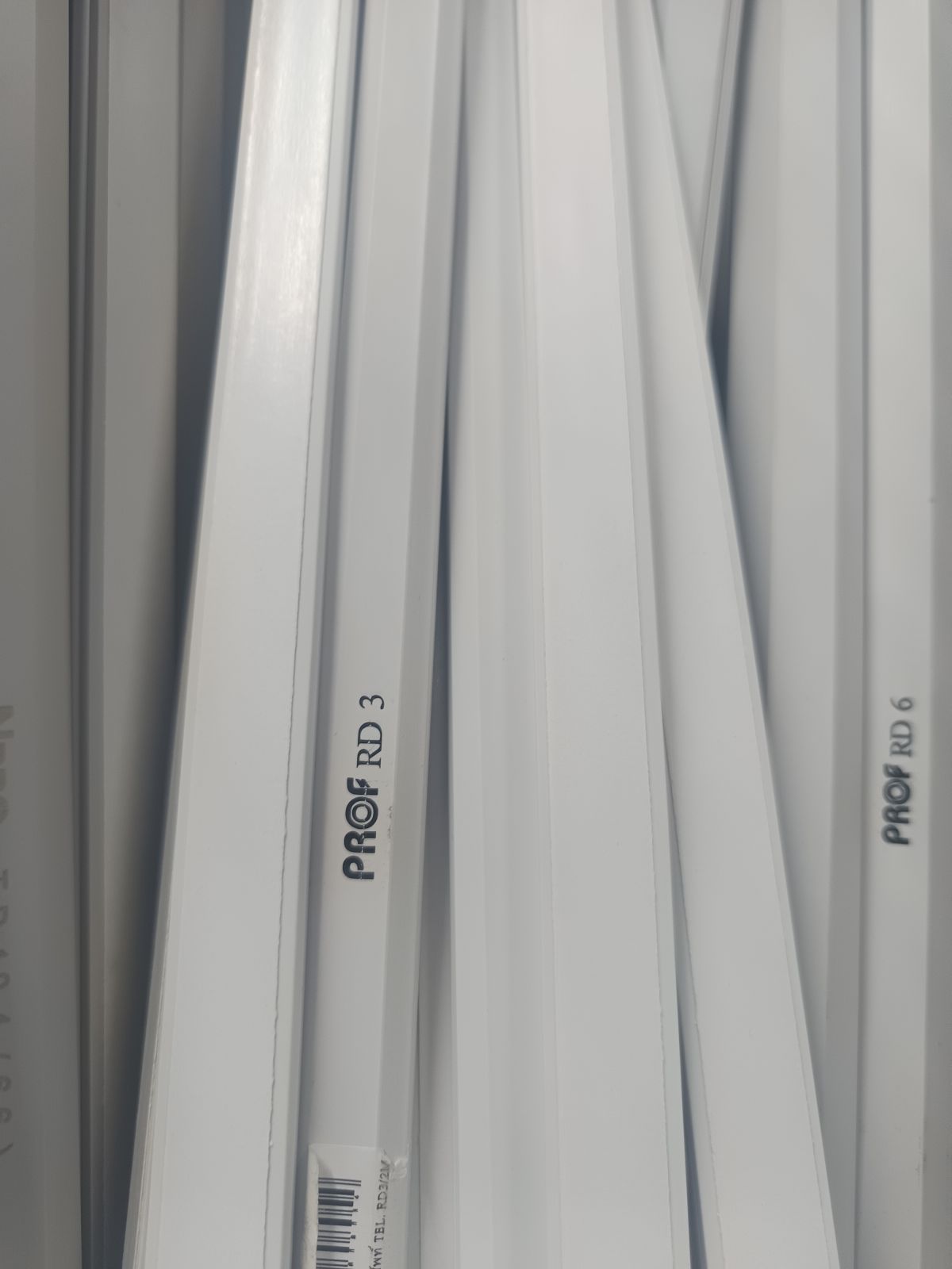 รางร้อยสายโทรศัพท์ TEL. RD3/2M (2ม.)