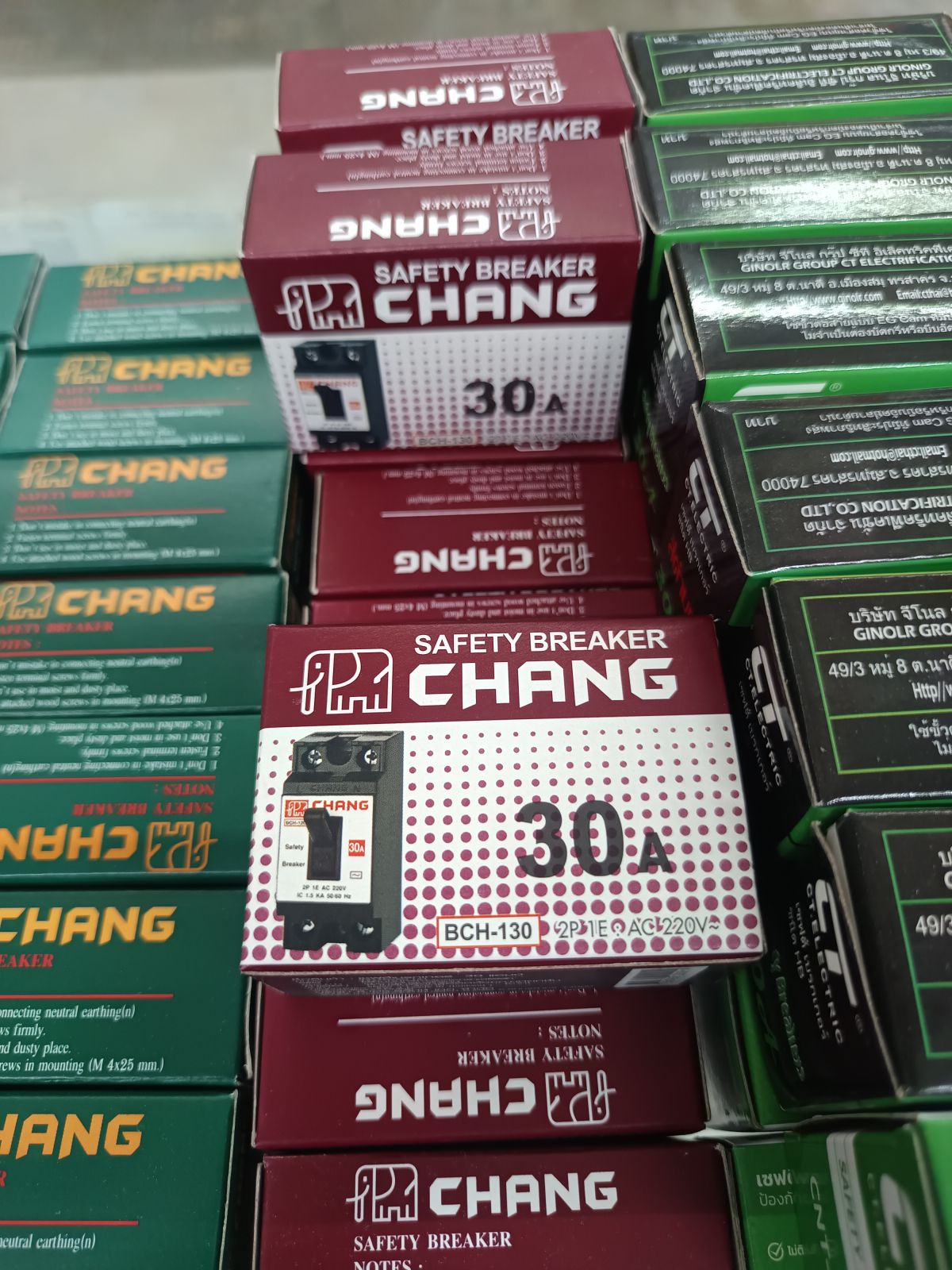 เบรกเกอร์  ตราช้าง 30 A