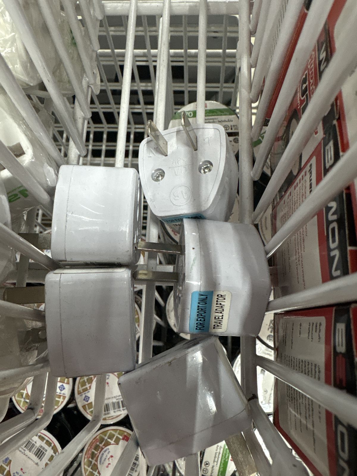 ปลั๊กเสียบ 2 ออก 3 อย่างถูก