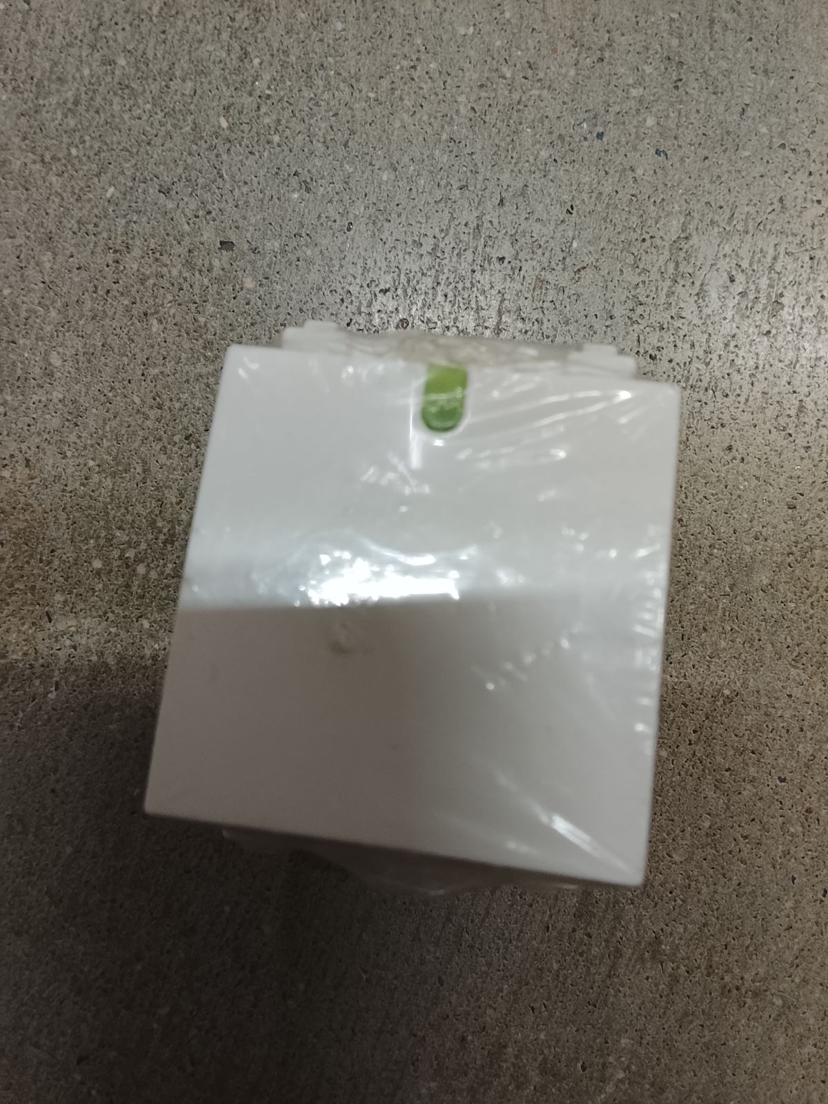 สวิตช์ 2ทาง ขนาด 1.5ช่อง 16A 250V (PS)