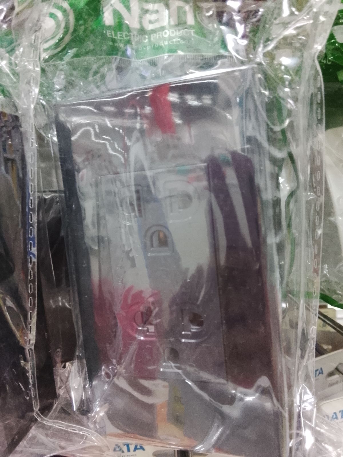 CS55-BB เต้ารับ 3 ขา 2 ช่อง  2*4 นิ้ว สีดำ NANO