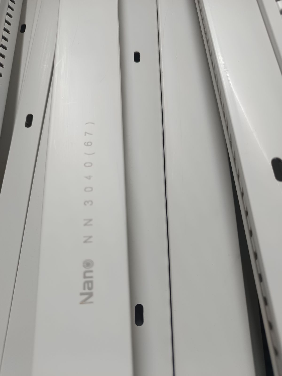 NNWD3040W  รางร้อยสายไฟแบบโปร่ง 30*40 สีขาว NANO