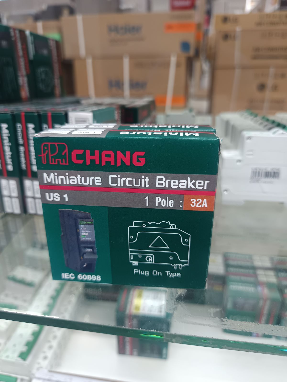 ลูกเซอร์กิต 1P-32A CHANG