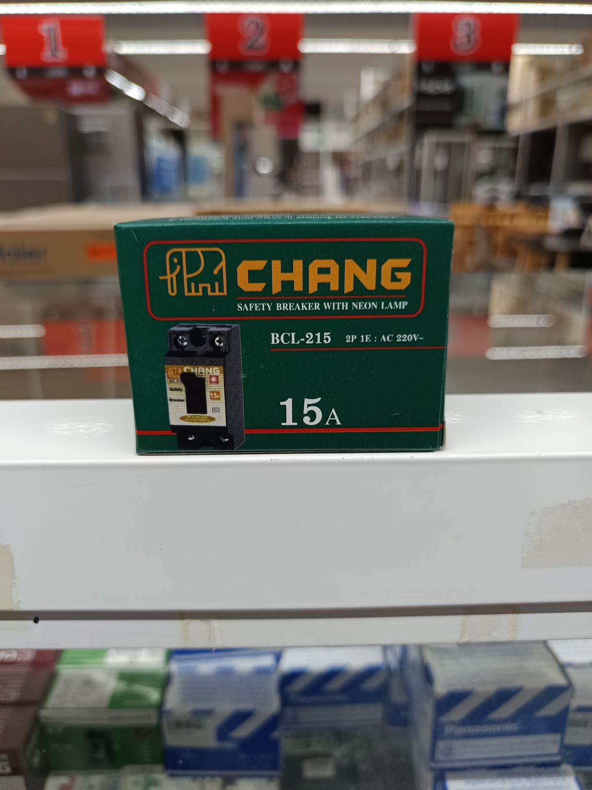 เบรกเกอร์แบบมีไฟ 15A BCL-215 CHANG