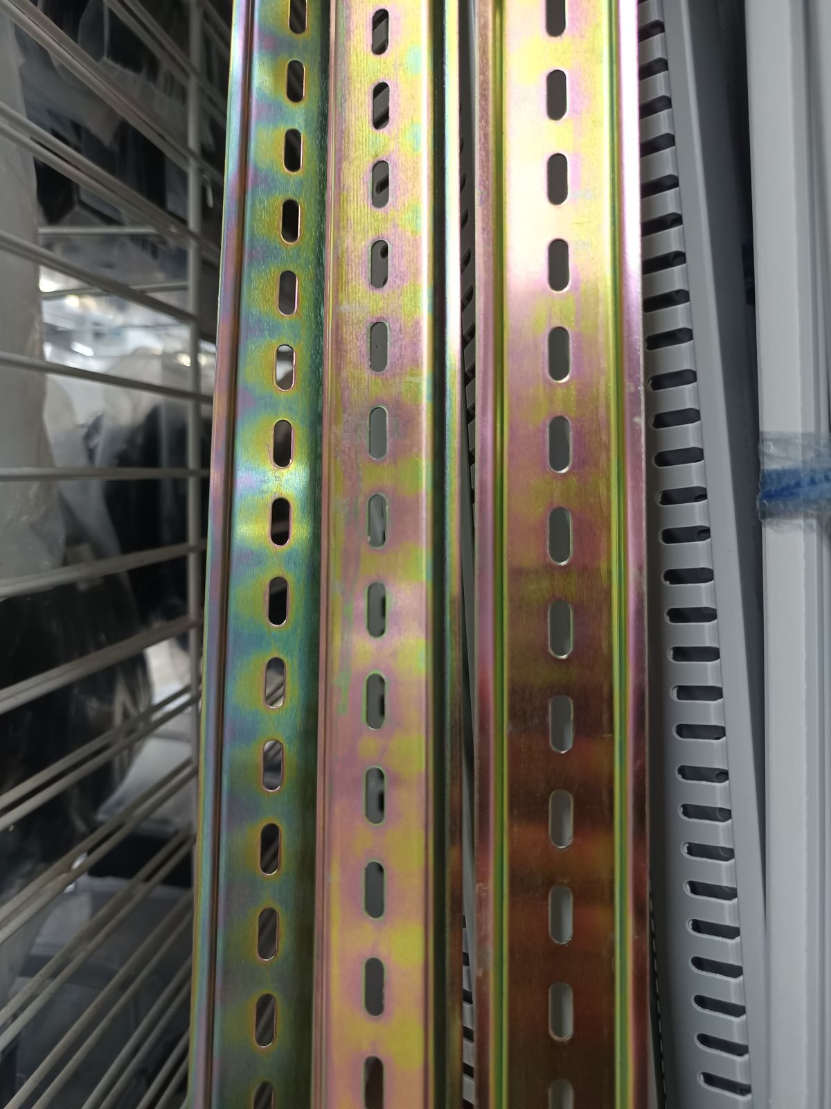 NDR1M รางเหล็กชุบกัลวาไนซ์สำหรับ DIN ยาว 1 เมตร หนา 1มิล NANO