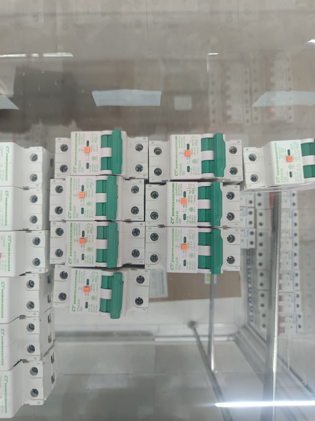เมนเบรกเกอร์กันดูด CTMLE-2P50A