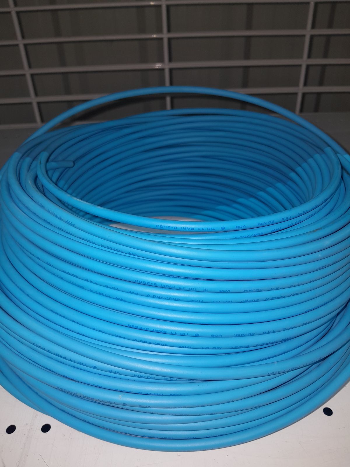 สายเดี่ยว THW #1x6 NNN  - ฟ้า  (แบ่งเมตร)