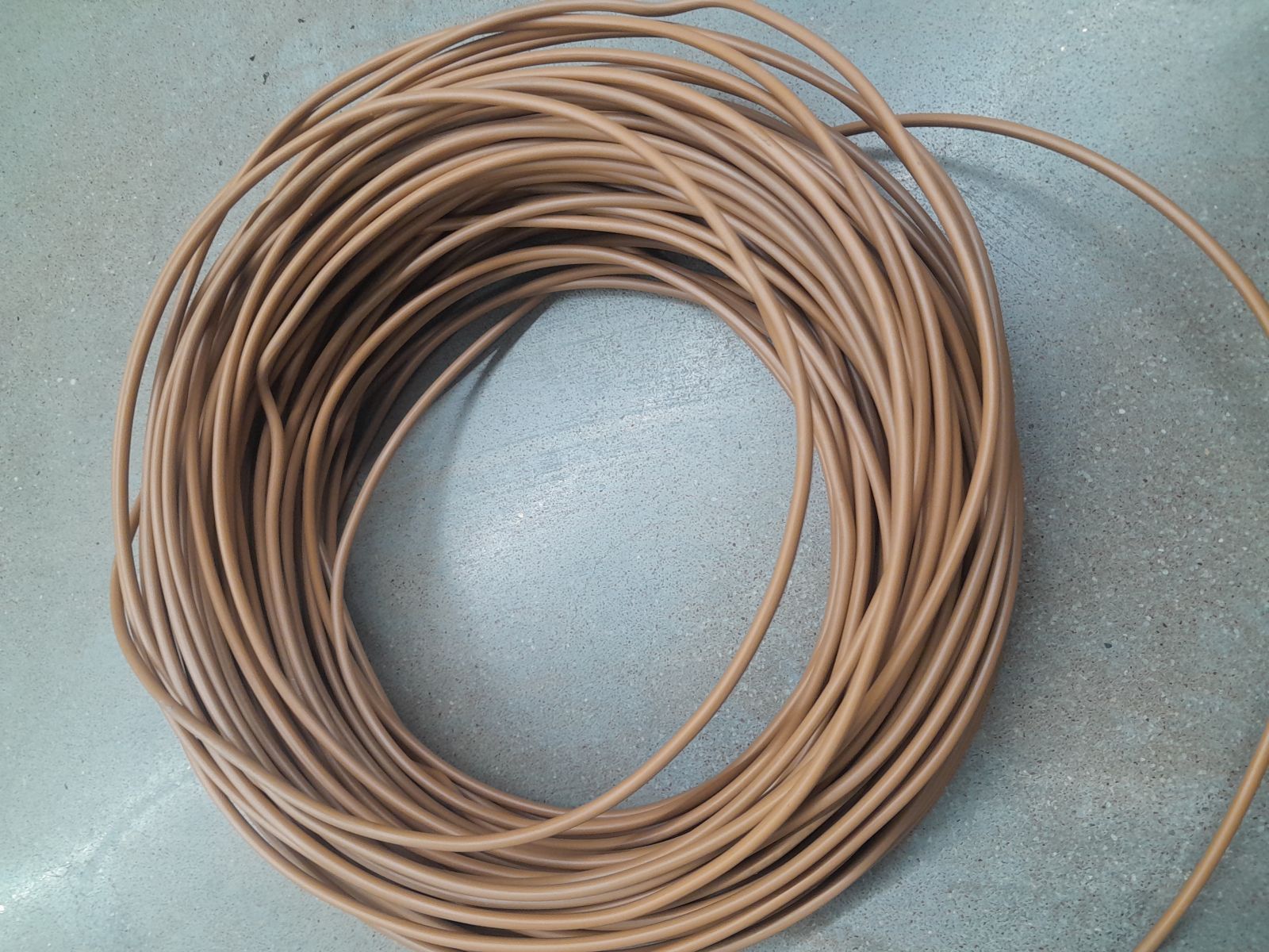 สายเดี่ยว THW 1 ม้วนน้ำตาล ANT/UNITED (แบ่งเมตร)