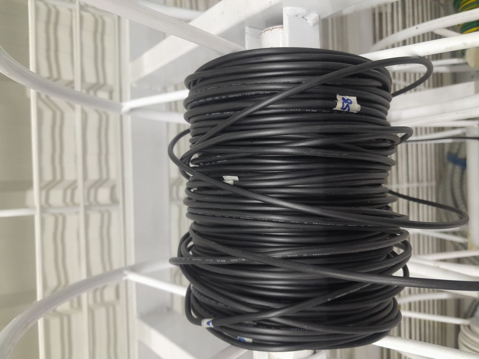 สายเดี่ยว THW 1.5 ม้วนดำ ANT/UNITED (แบ่งเมตร)