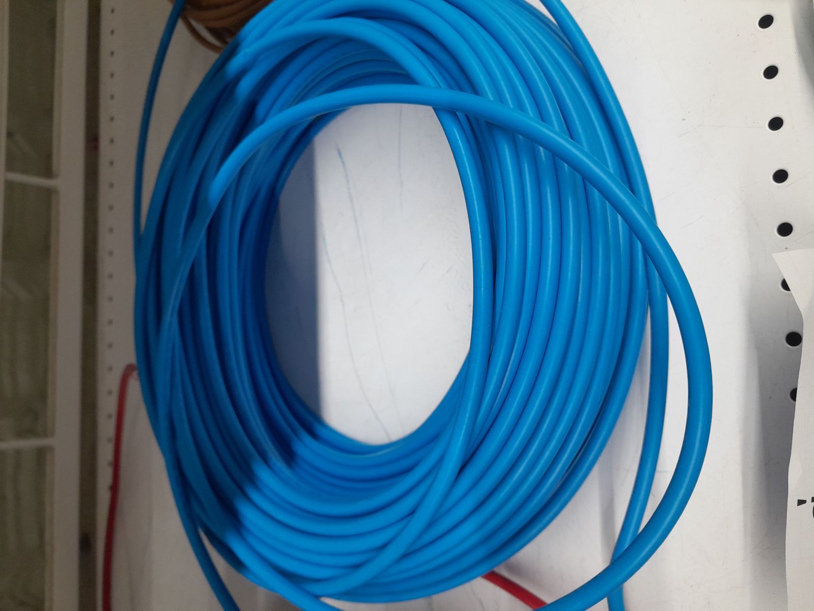 สายเดี่ยว THW 6 ม้วนฟ้า ANT/UNITED (แบ่งเมตร)