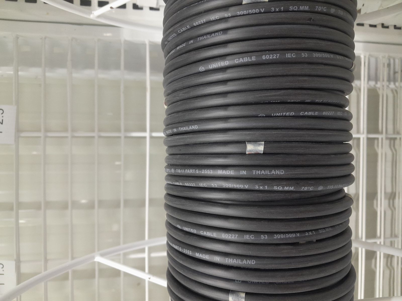 สายไฟหุ้มดำ VCT 3*1 UNITED/ANT (แบ่งเมตร)