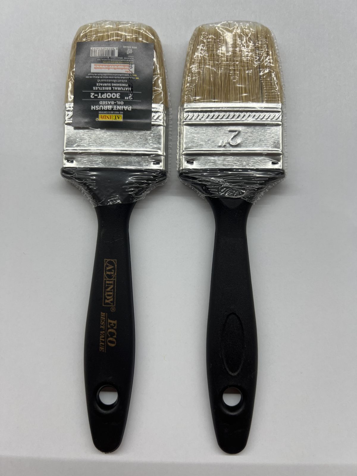 300PT2 แปรงทาสีขนสัตว์ ด้ามพลาสติกสีดำ 2" AT INDY