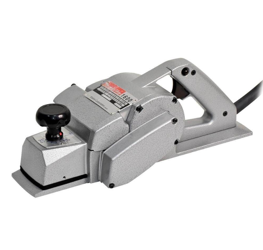 กบไสไม้ 3" makita 1600