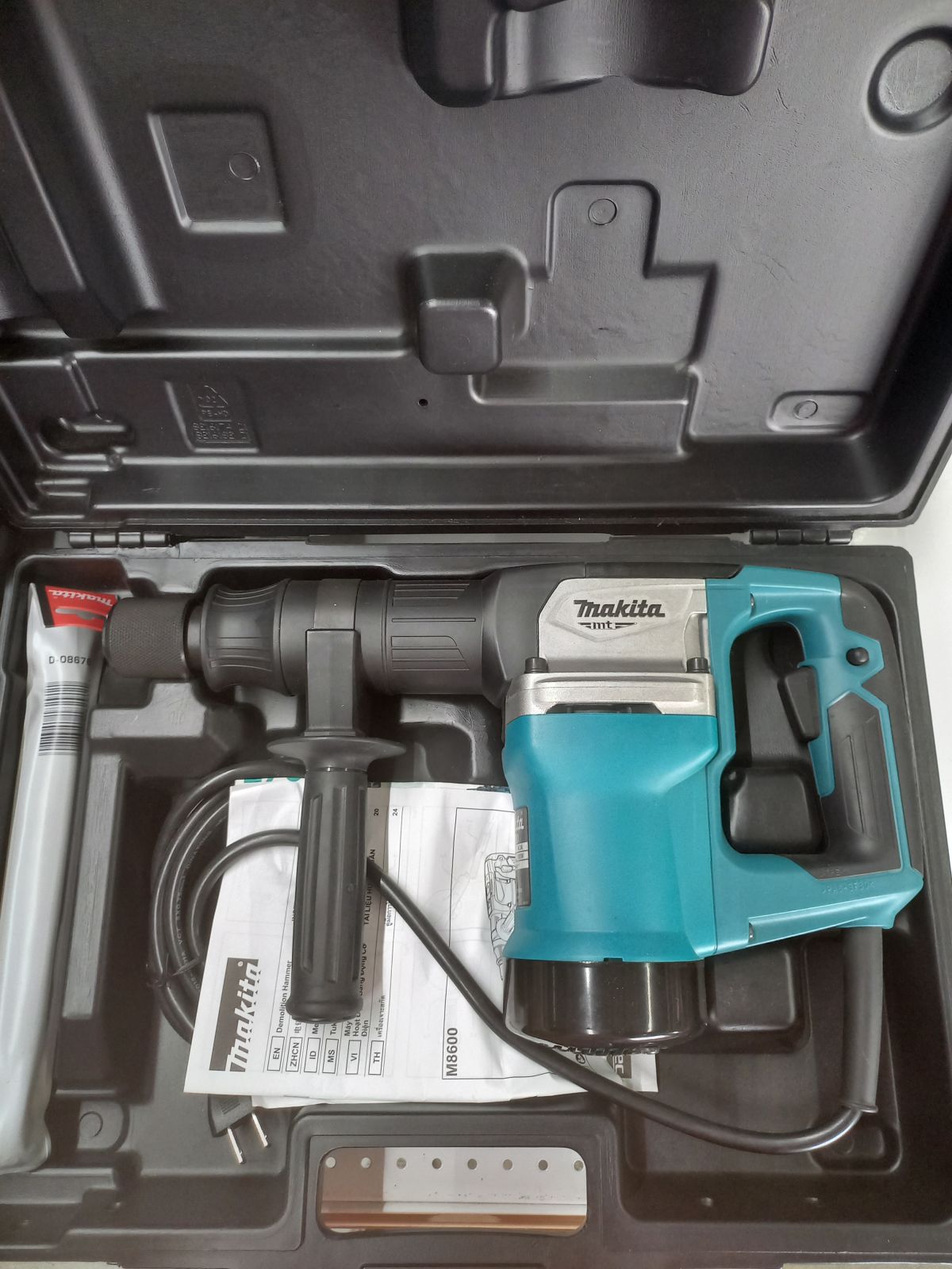 เครื่องสกัด makita  5KG/900W M8600X3B