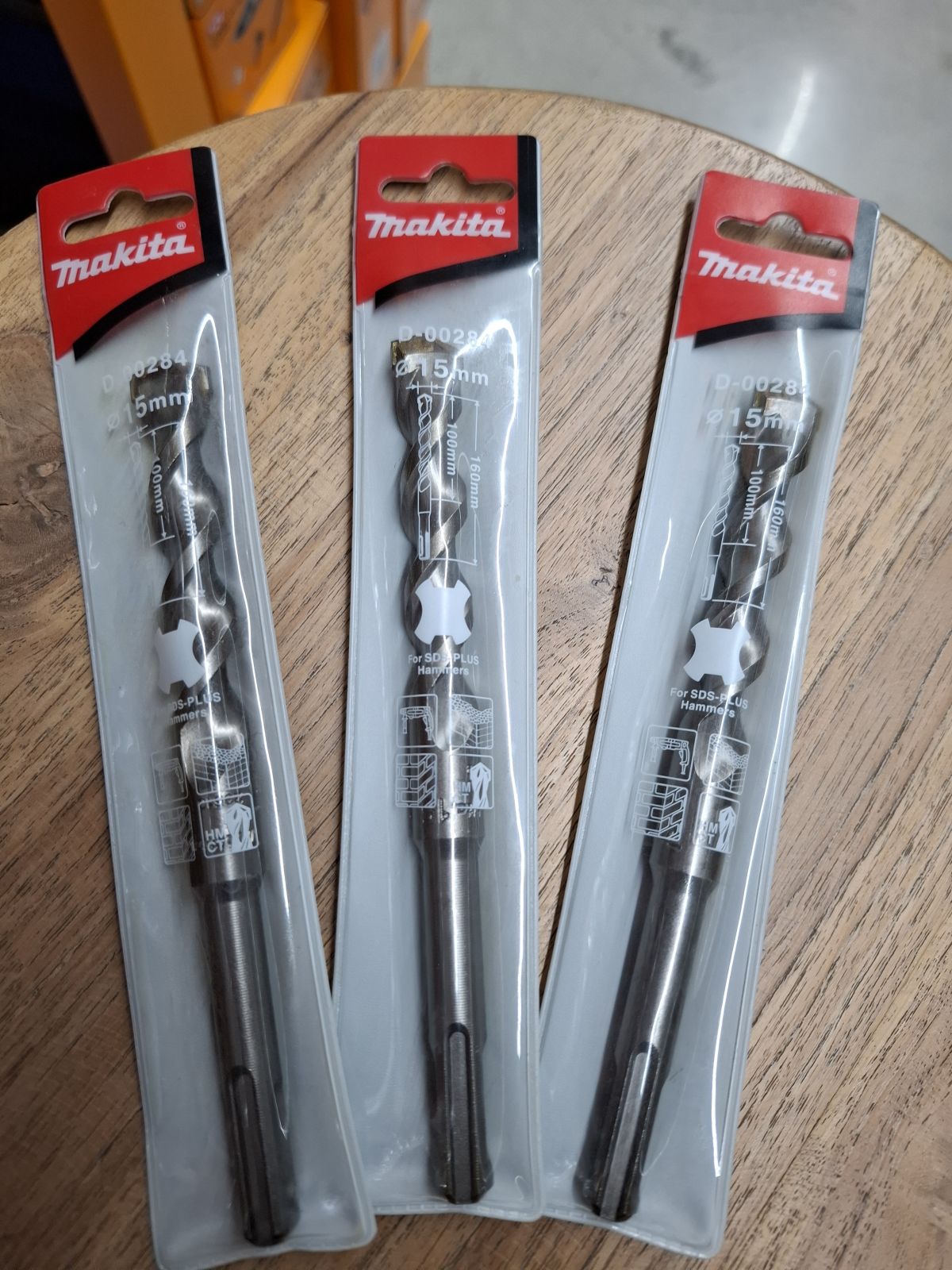 ดอกสว่านโรตารี makita แท้ 15*160 D-00670