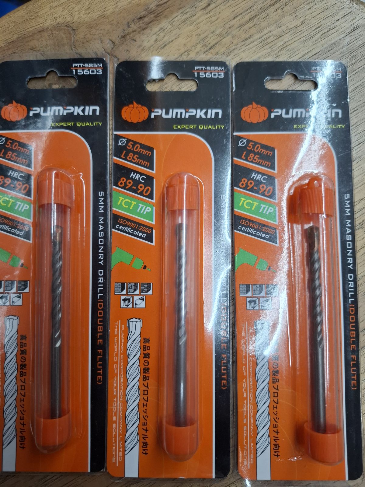 15603 ดอกสว่านเจาะปูนแกนกลม 5x85 PUMPKIN