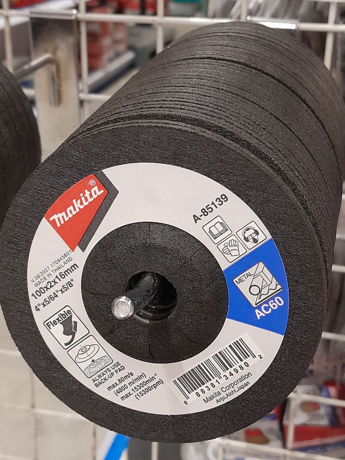 ใบเจียรเหล็ก 4" * 2 mm makita แท้  A-85139