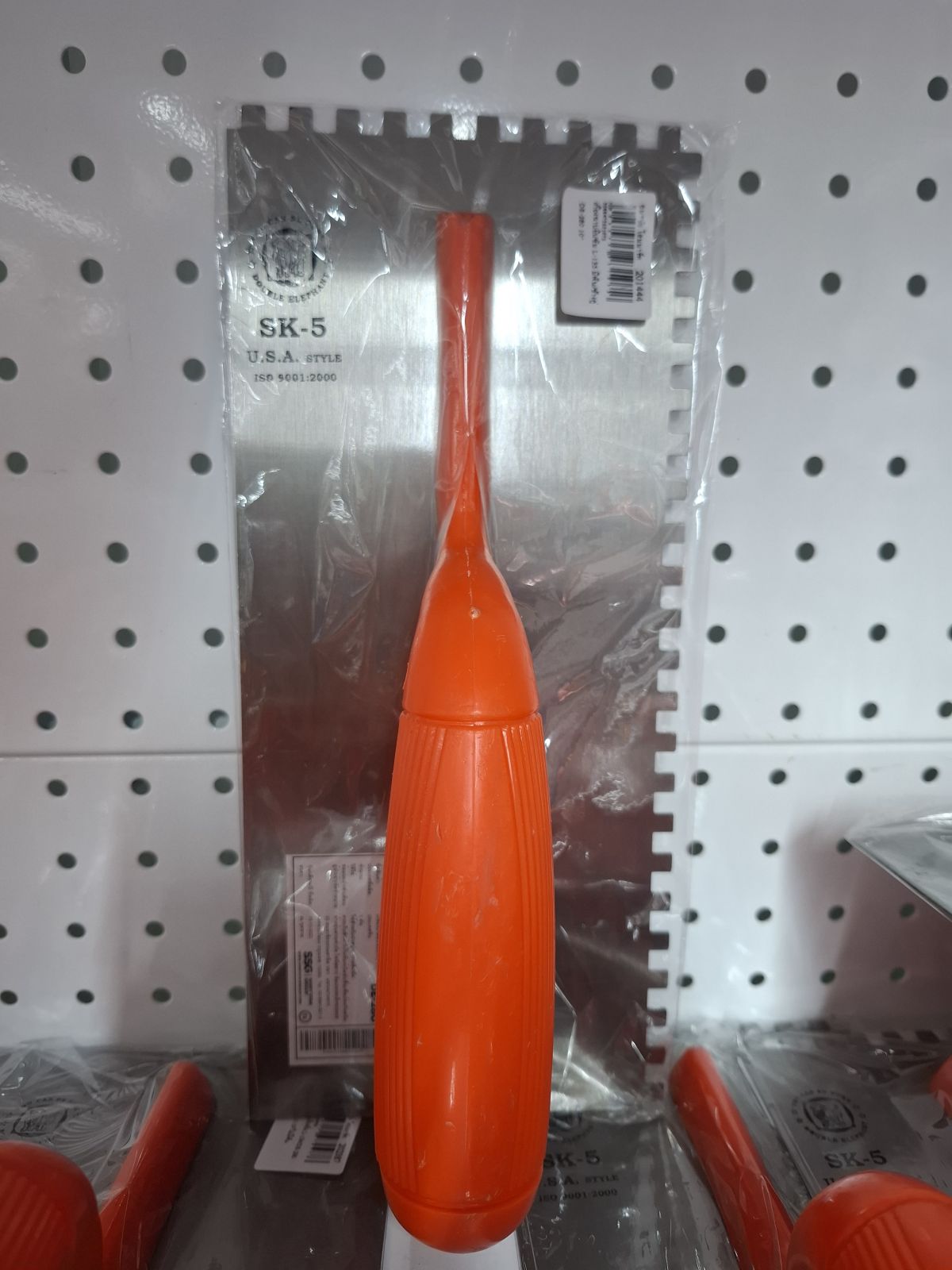 เกียงฉาบยิบซัม L-135 มีฟัน/ช้างคู่ DE-280 10"